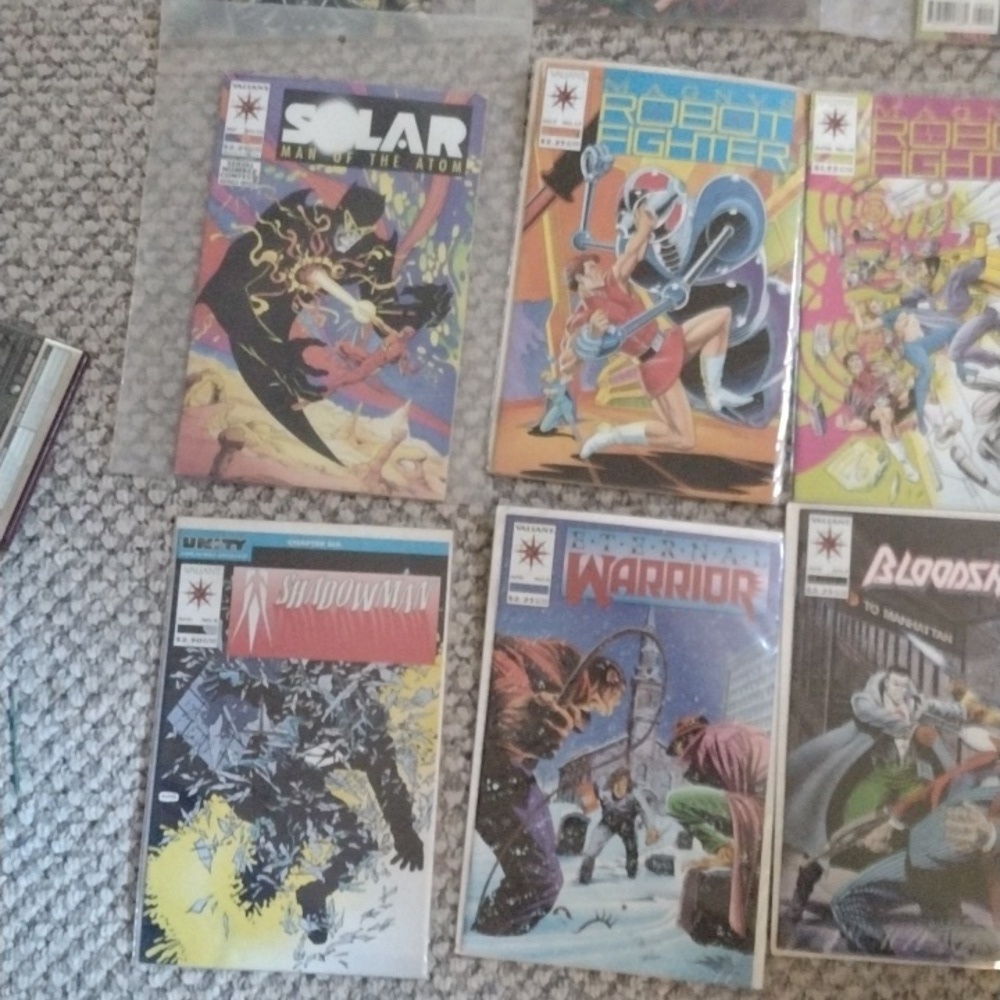 Comics - Picture 2 of 5